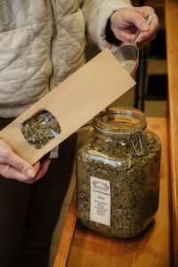 Losse thee verkocht in theezak bij Vitality Shop De Dommel